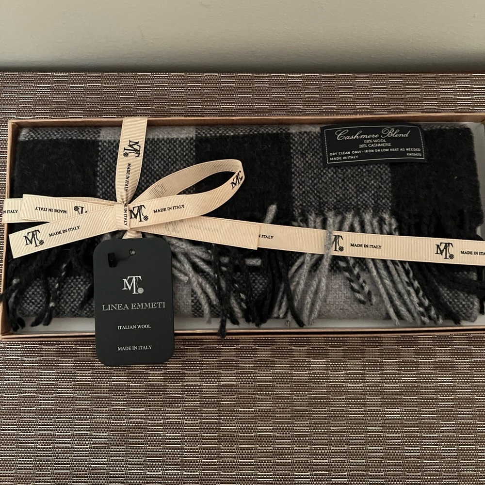 Italian Linea Emmeti Cashmere Blend scarves for men